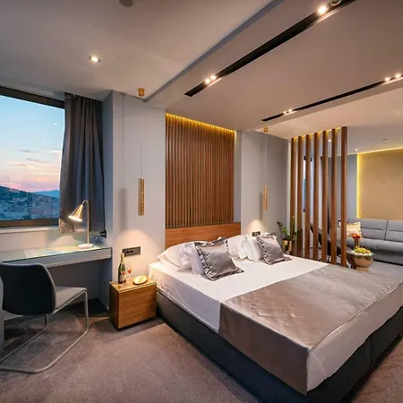 Royal Suites-sky 스플리트
