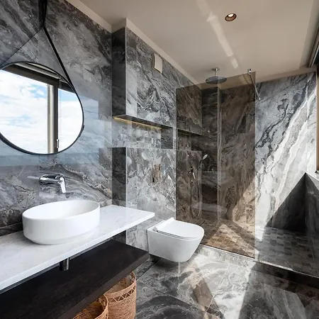 Royal Suites-sky Pensionat Split