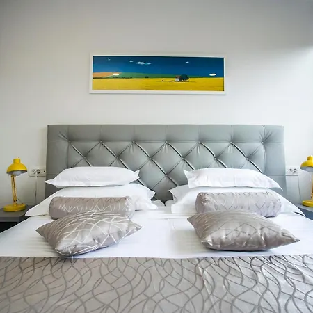 Gostinjska kuća Royal Suites-sky Split