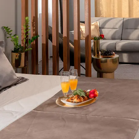 Royal Suites-sky Penzion 4*