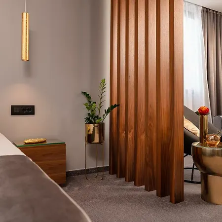 Royal Suites-sky Гостевой дом 4*