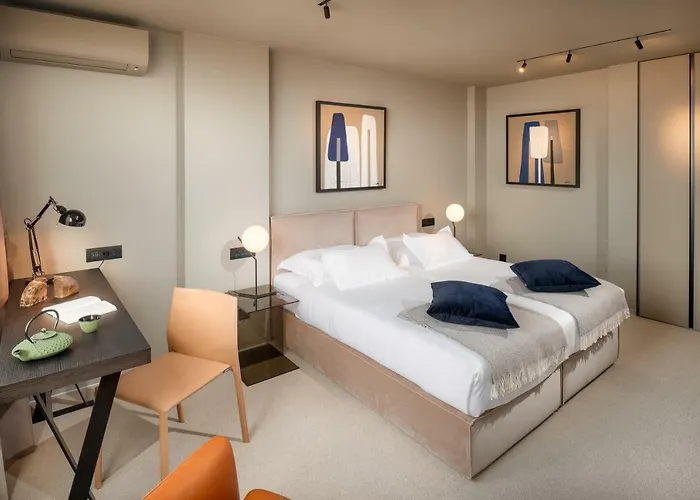 Royal Suites-sky 스플리트