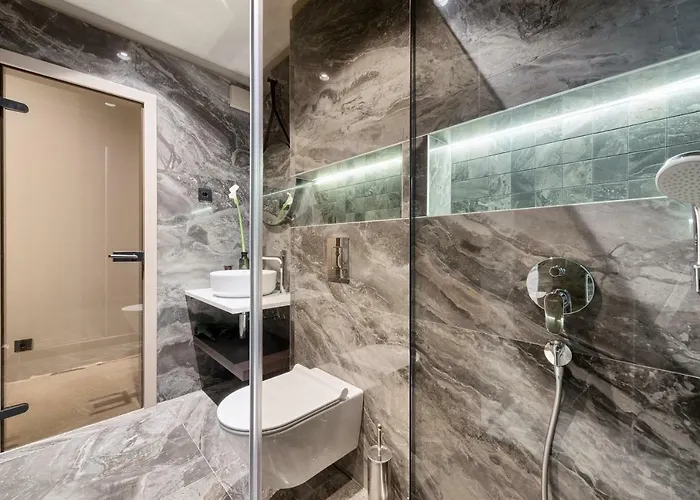 Royal Suites-sky 게스트하우스 스플리트